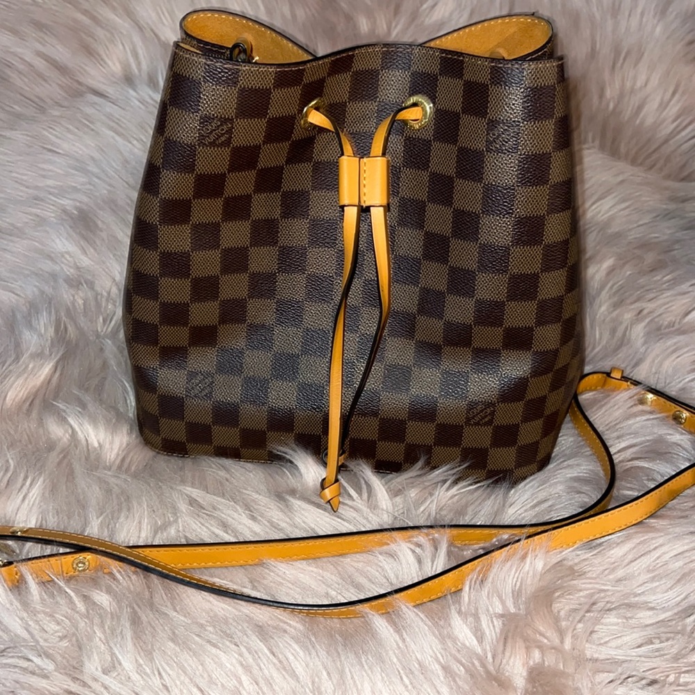 Loui Vuitton noe